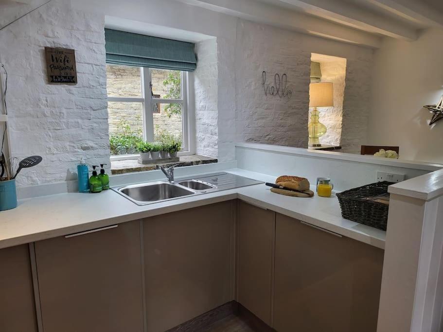 Host & Stay - Clara Cottage Bretforton Buitenkant foto